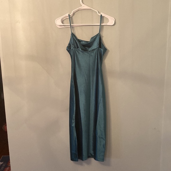 XXXITICAT green satin strap dress - Picture 5 of 10